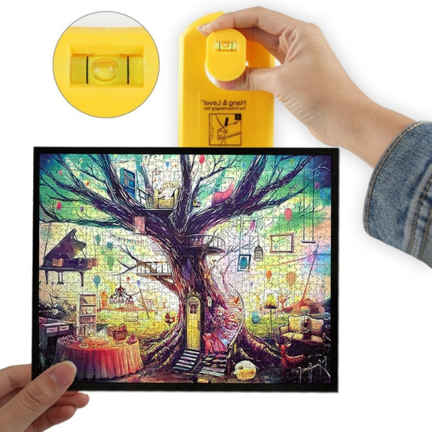 picture hanging level