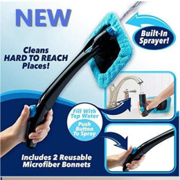 Water spray glass wipe for car