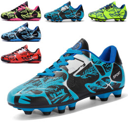 Flat or spiked soccer shoes