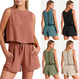 Sleeveless top and shorts 2-piece set