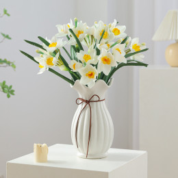 Indoor decoration artificial daffodils