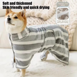 Absorbent and quick-drying pet bath towel