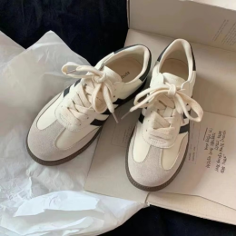 Flat sports casual shoes