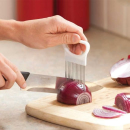 Kitchen Gadgets Handy Stainless Steel Onion Holder Tomato Slicer Vegetable Cutter Safety Cooking Tools