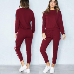 Round neck long sleeve striped sports suit