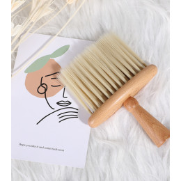 Shredded dust brush