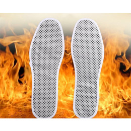 Magnetic self-heating insoles