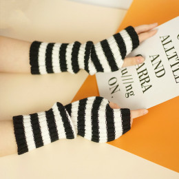 Knitted thick striped arm cover